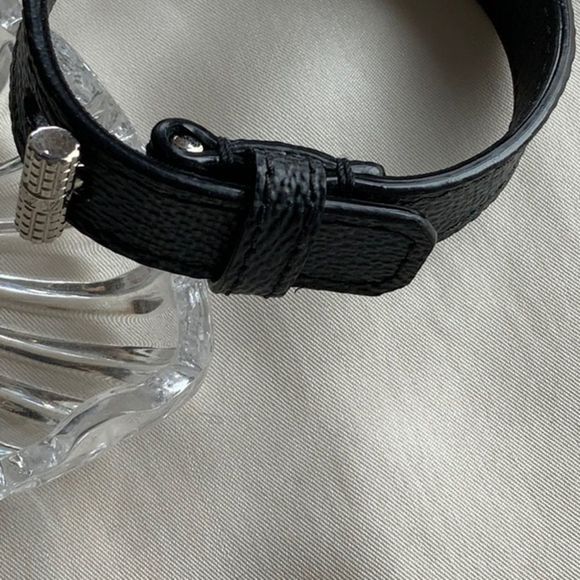 Louis Vuitton Checkered damier bracelet - Picture 3 of 9